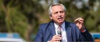 Alberto Fernández volvió a reclamar el cierre de las escuelas en la Ciudad de Buenos Aires: “En 30 días aumentó 200% el contagio de los menores de 19 años”