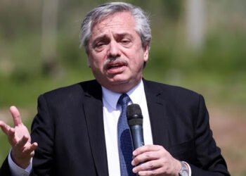 “Si tengo que perder una elección por las medidas, la pierdo”