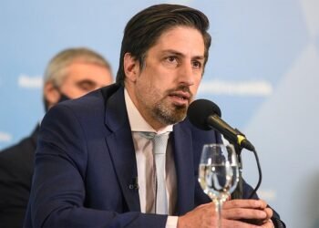 Trotta reafirmó que donde hay alarma epidemiológica, deben seguir las clases virtuales