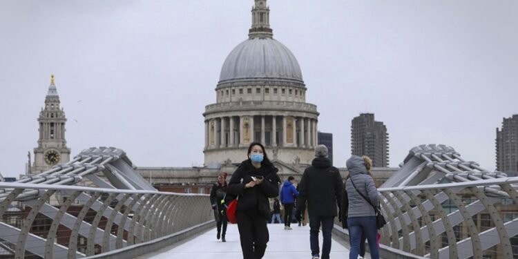 Aseguran que Reino Unido tiene altos niveles de inmunidad contra el coronavirus