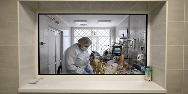 La OMS alertó que el nivel de transmisión del coronavirus en Europa es “muy preocupante”