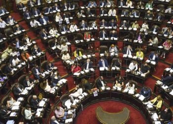 El Gobierno prorrogó las sesiones ordinarias del Congreso hasta fin de año
