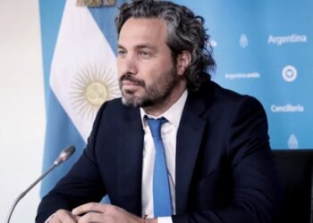 Santiago Cafiero subrayó la “voluntad de avanzar hacia un país más justo e inclusivo”