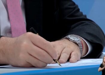 Amplían las becas del programa Progresar para jóvenes de entre 16 y 24 años