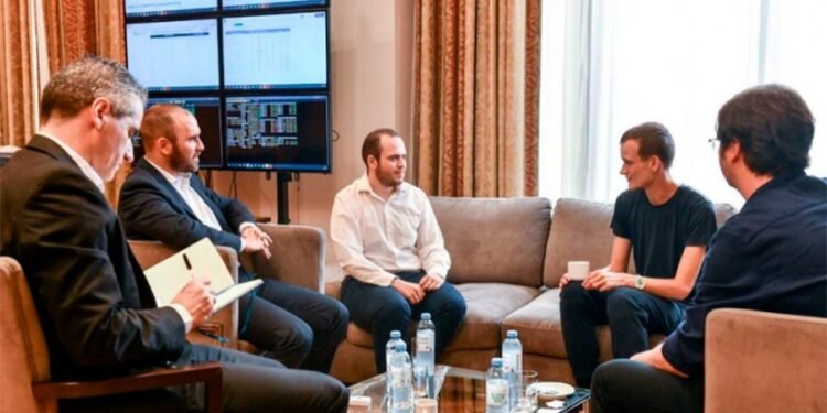 Argentina despierta el interés de figuras de primer nivel internacional en el mundo cripto