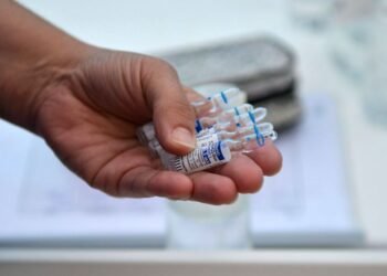 Vizzotti: “No es momento de sumar la vacuna contra el covid-19 al calendario obligatorio”