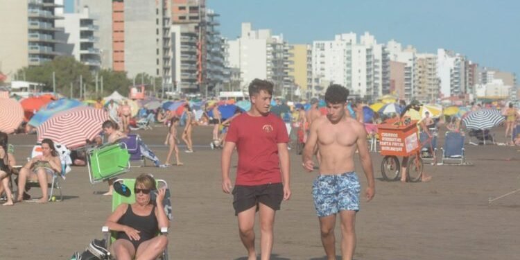 Manzur destacó la “temporada de verano récord” en toda la Argentina