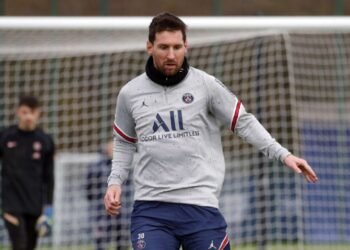 Messi presentó la nueva camiseta del PSG inspirada en Michael Jordan