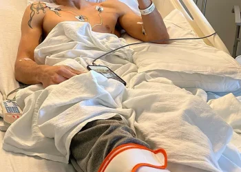 Cinco costillas fracturadas y un pulmón perforado: ganó su pelea con una de las patadas más brutales en la historia del MMA