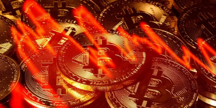 El derrumbe de Bitcoin: el mercado no lo ve como activo de refugio y los operadores aseguran que bajará hasta USD 30.000