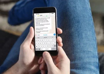 La Ciudad detectará casos sospechosos de COVID-19 con audios de tos enviados por WhatsApp