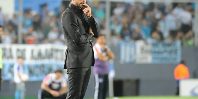 Racing encontró la pólvora y pasó por encima de Argentinos Juniors