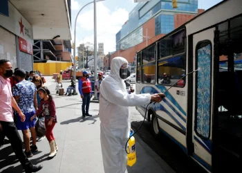 Más de 800 trabajadores de la salud murieron por COVID-19 en Venezuela