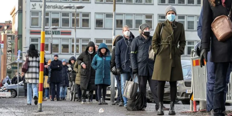 COVID-19: quiénes recibirán una cuarta dosis de la vacuna en Argentina