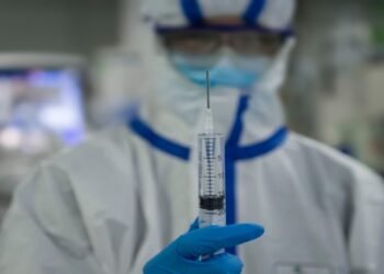 Especialistas proponen medidas preventivas para mitigar brotes de coronavirus