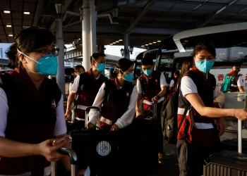 China registra más casos de COVID este año que en todo 2021 y confina 17 millones de personas