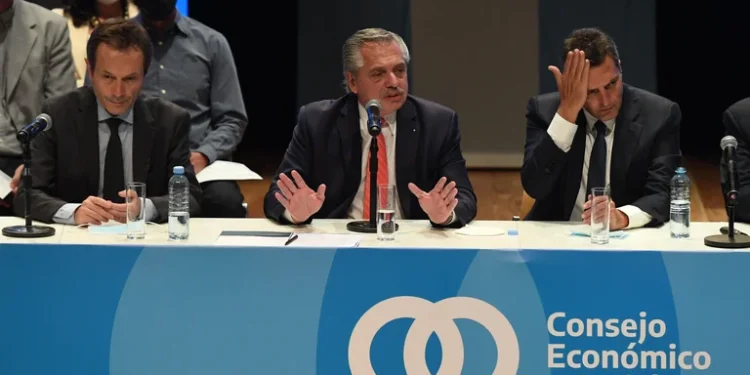 Alberto Fernández habló de hacer “terapia de grupo” con empresarios y gremios para enfrentar la inflación