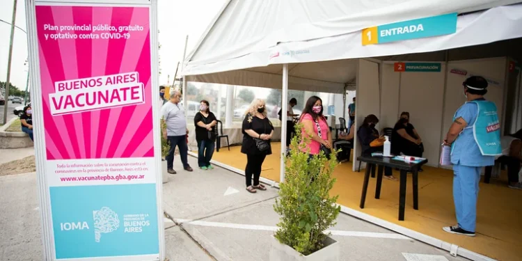 El gobierno bonaerense anunció la aplicación de una cuarta dosis de la vacuna contra el COVID-19
