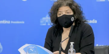 Carla Vizzotti se diferenció de CABA y recomendó el uso del barbijo en la escuela