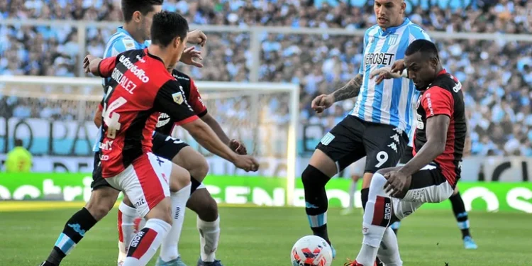 Racing igualó 0-0 con Newell’s y se clasificó a los cuartos de final de la Copa de la Liga