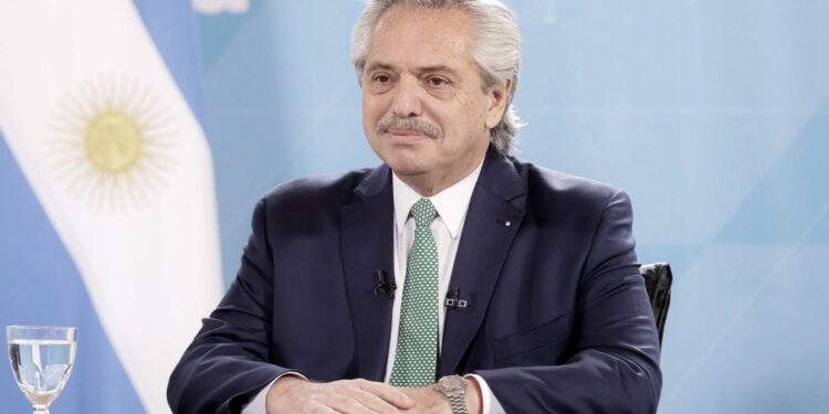 El Presidente hablará hoy en la Cumbre de las Américas y mantendrá varias reuniones