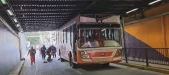 Se incendió un micro escolar y hay 31 nenes afectados