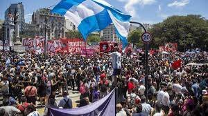 Desde multas hasta penas de prisión efectiva: los cambios que quiere hacer el Gobierno para los piquetes