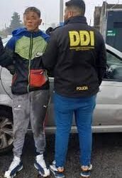 así escapaba el acusado de haber asesinado a un joven de 20 años en un boliche de San Justo