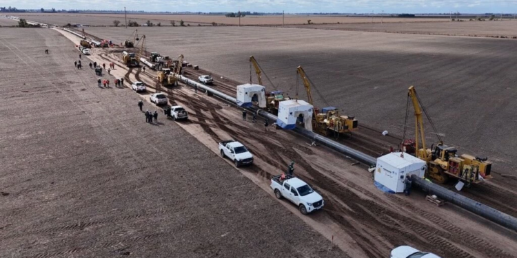 El Gobierno inauguró la reversión del Gasoducto Norte