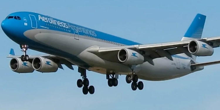 Después de acordar con los gremios, Aerolíneas Argentinas sale con una promoción agresiva para vuelos de cabotaje
