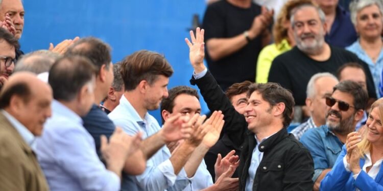 San Pedro: Kicillof encabeza acto por el Día de la Soberanía
