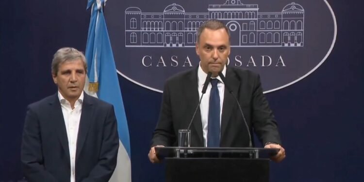 El Gobierno da un respiro al campo: baja retenciones y elimina derechos para regiones claves