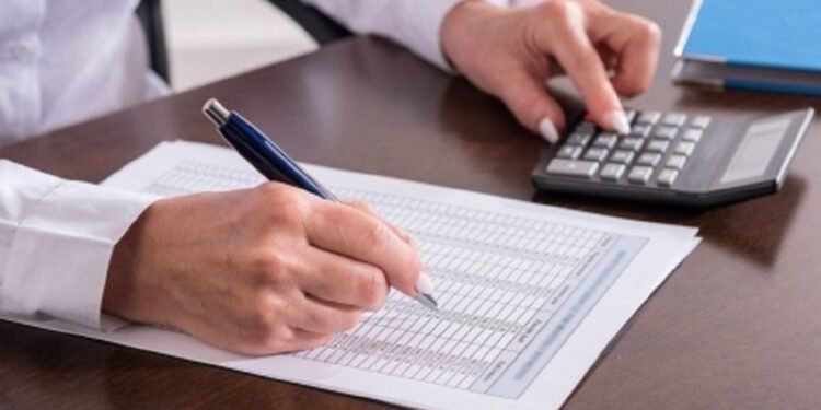 Recaudación agosto: $15,3B con baja