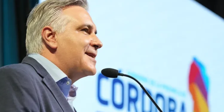 Llaryora: El respaldo de EE. UU., clave para la economía.