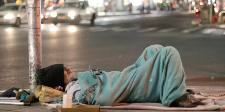 Trabajo en CABA: 40% menos para los informales.