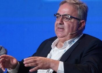 El discurso “libertario” de Jalil: compara a Néstor con Milei.