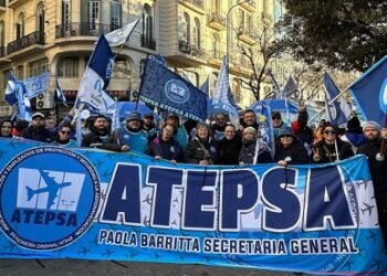 Alerta de vuelos: el paro de controladores ya está en marcha.