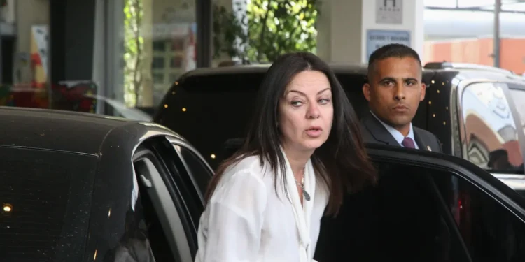 “¿A dónde nos llevó el K?”: Pettovello defiende la reforma.