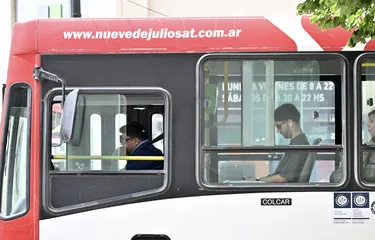 Tarifazo de colectivos: consulta ciudadana en marcha.