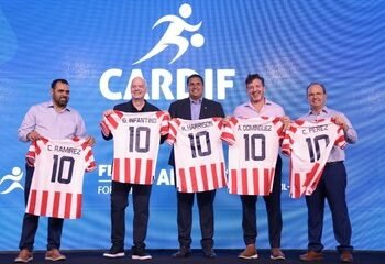 Paraguay aspira a retornar al Mundial con Alfaro y celebra un reconocimiento de FIFA por sus avances en juveniles