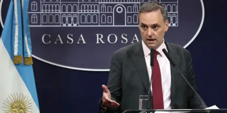 Tras bambalinas: La visita de Adorni a Diputados, entre risas y estrictas medidas de seguridad