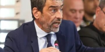 Denuncia de Espionaje: El Gobierno acusa a Rodolfo Tailhade por supuestas operaciones contra Manuel Adorni y su esposa.