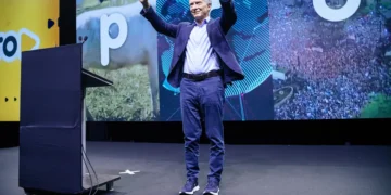 Grieta en el PRO por el caso Adorni: Mauricio Macri, en el centro de las tensiones.
