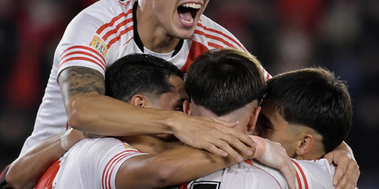 River avanza con confianza hacia las semifinales del Apertura tras una sólida victoria ante Gimnasia
