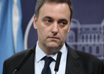 Adorni: controversia y lecciones sobre la corrupción en la política argentina