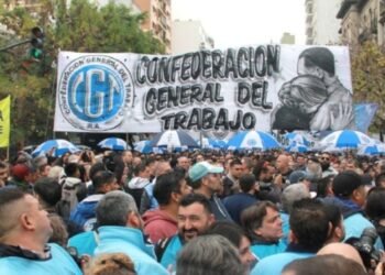 La CGT anticipa nuevo paro general y movilización, sin fecha definida