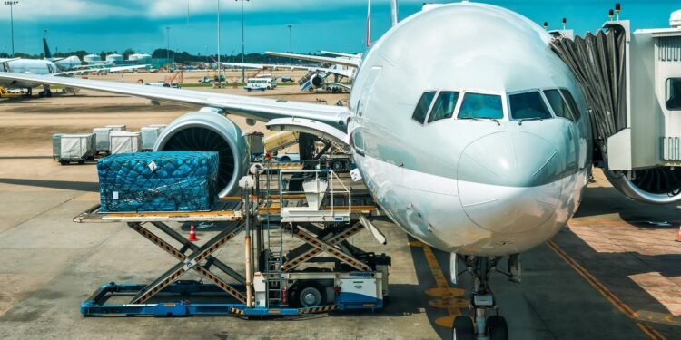 Aumento del 1,9% en el transporte de carga aérea en Latinoamérica durante mayo
