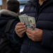 Dólar blue alcanza los 1.500 pesos por primera vez desde enero