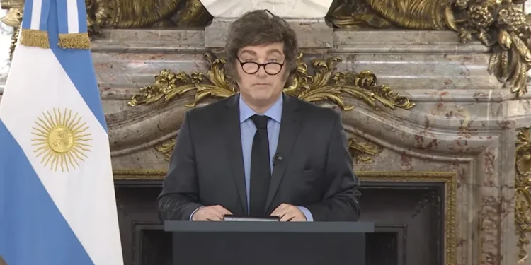 Javier Milei presenta medidas sobre fondos universitarios y reforma laboral