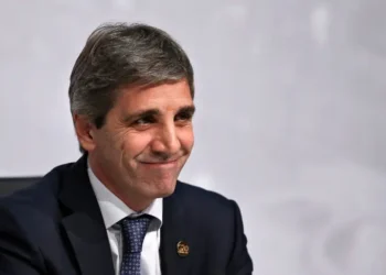 Inocencia Fiscal: el Gobierno presenta un proyecto para liberar USD 170.000 millones de ahorros informales